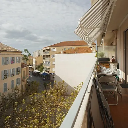 Apartment Centre *